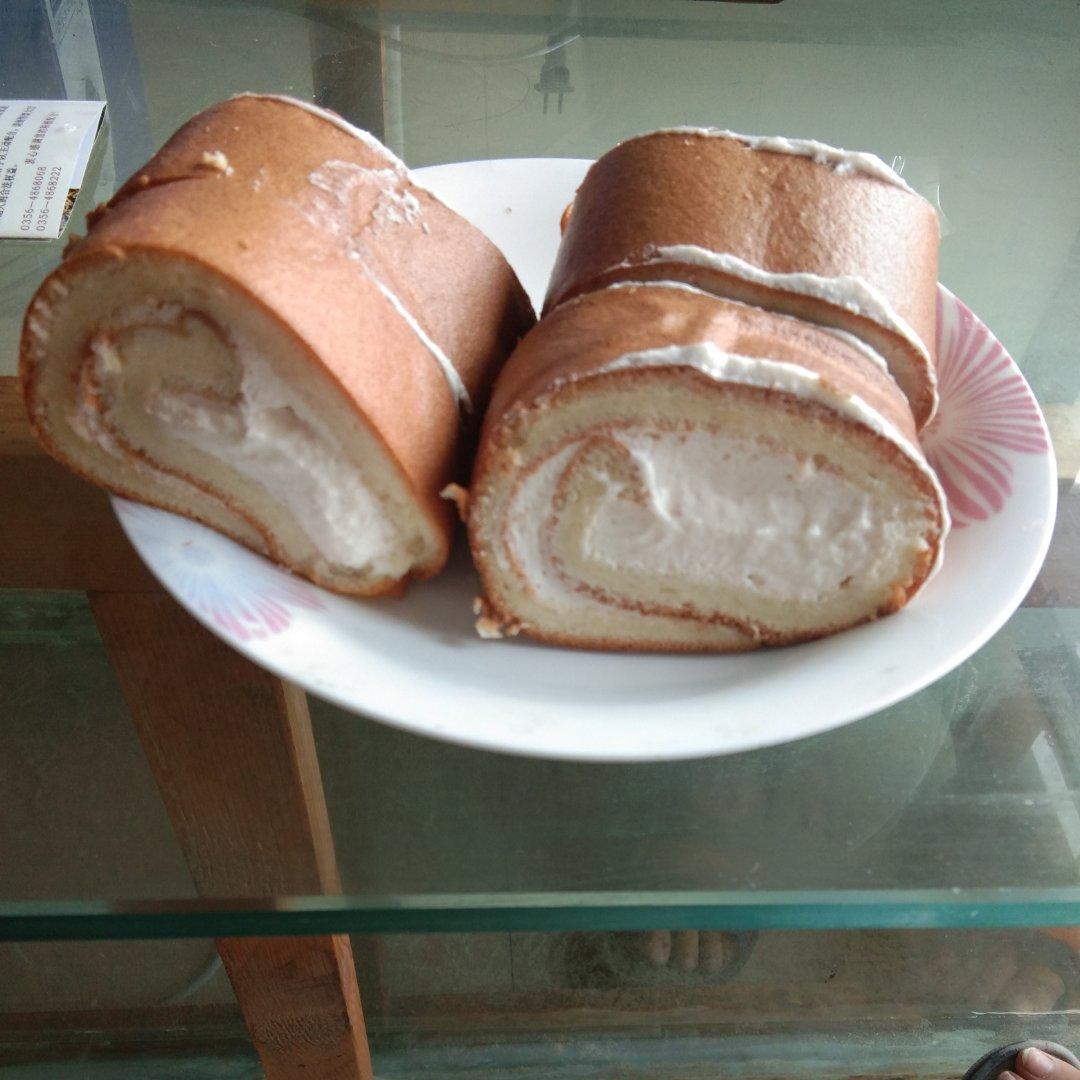 《Tinrry下午茶》教你做基础原味蛋糕卷