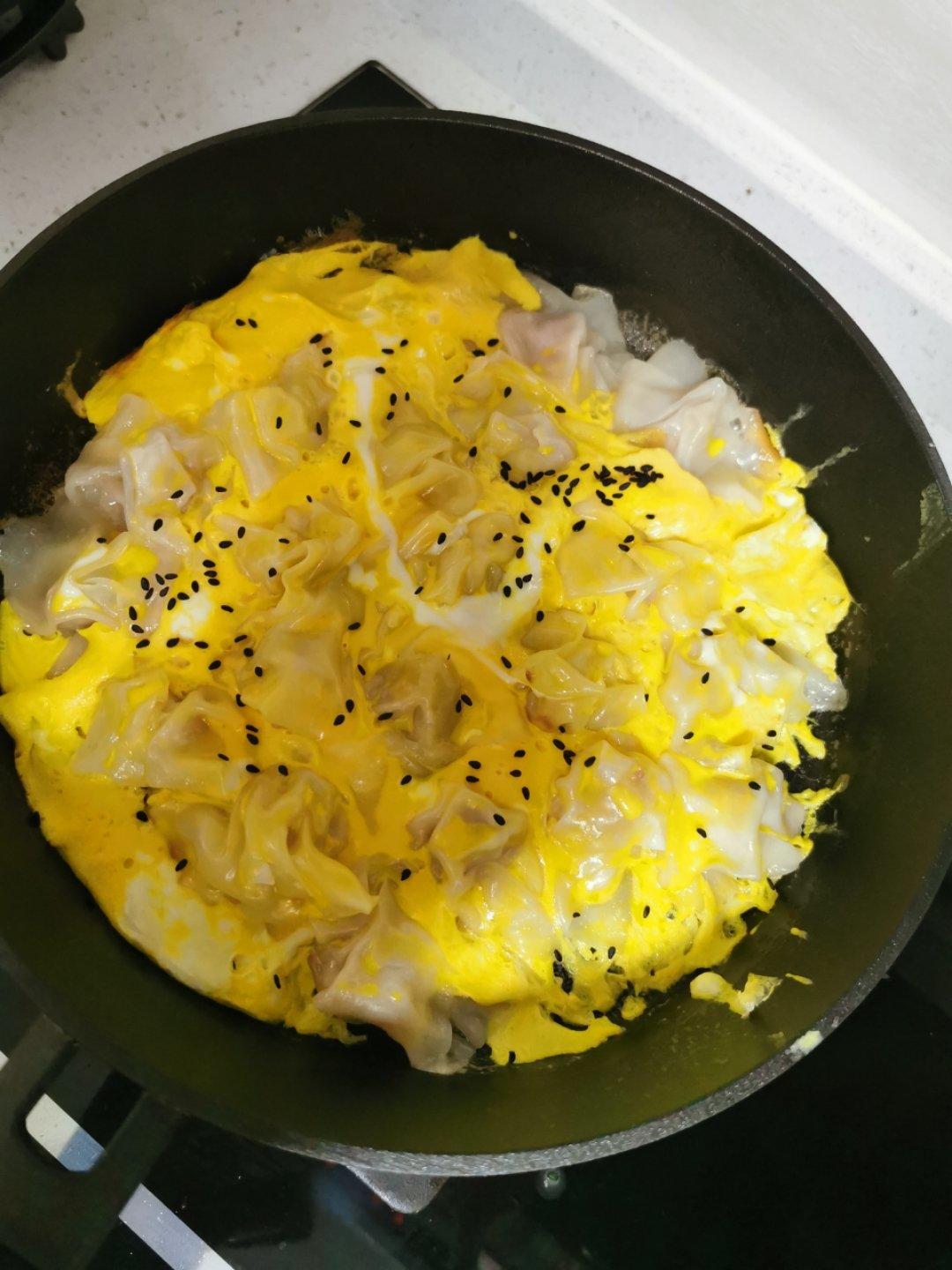 蛋抱煎饺（速冻饺）