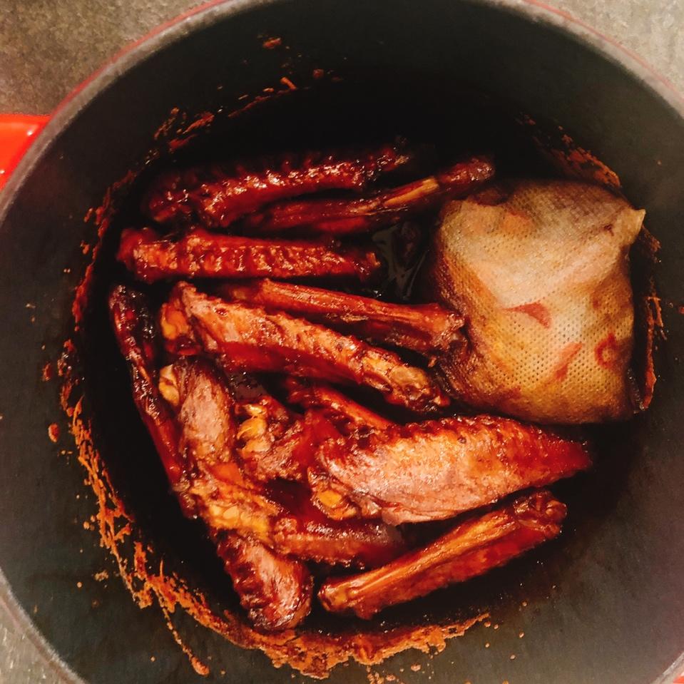 周黑鸭味～～～鸭翅 鸭爪