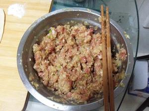 韩国辣白菜馅馄饨【诱食】的做法 步骤1