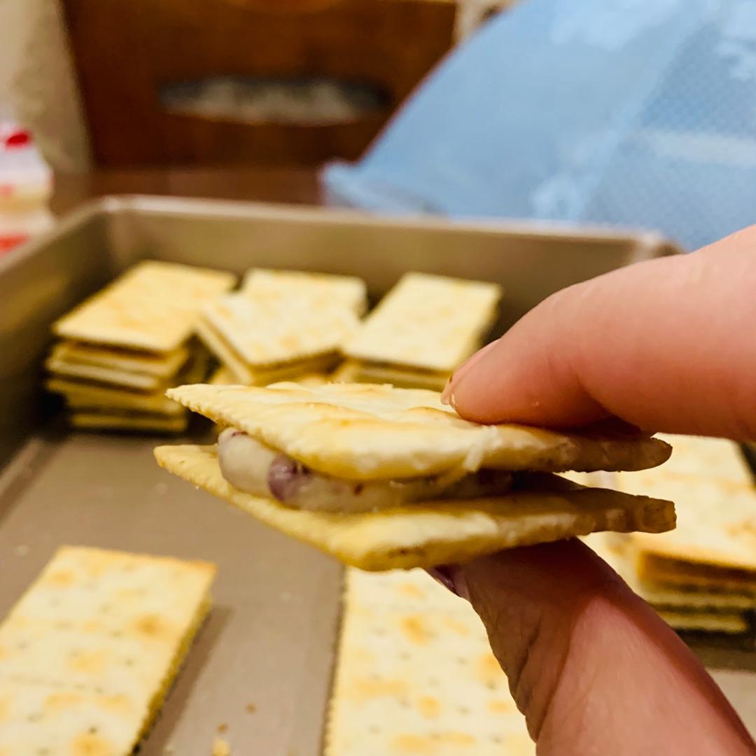 牛轧糖拉丝饼干