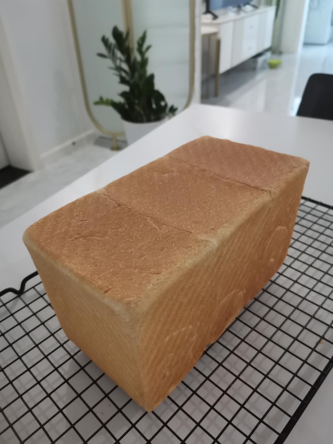 奶油吐司，鲜奶奶油嫩白吐司