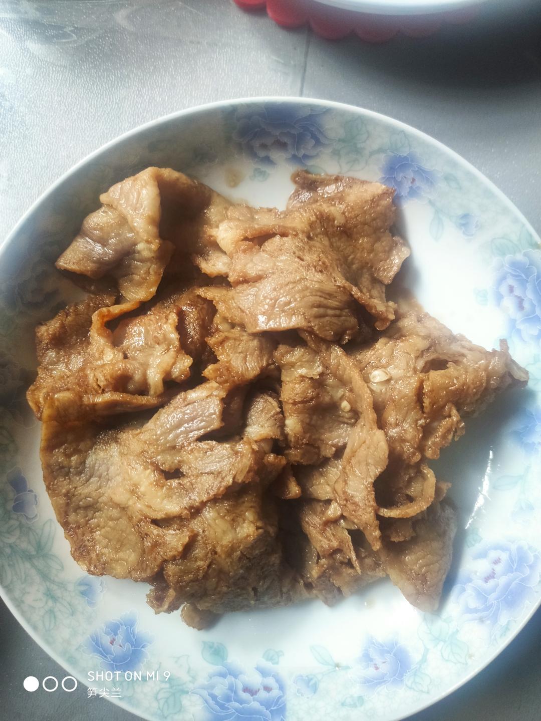 快手菜葱爆肥牛片@吃出炙子烤肉的感觉