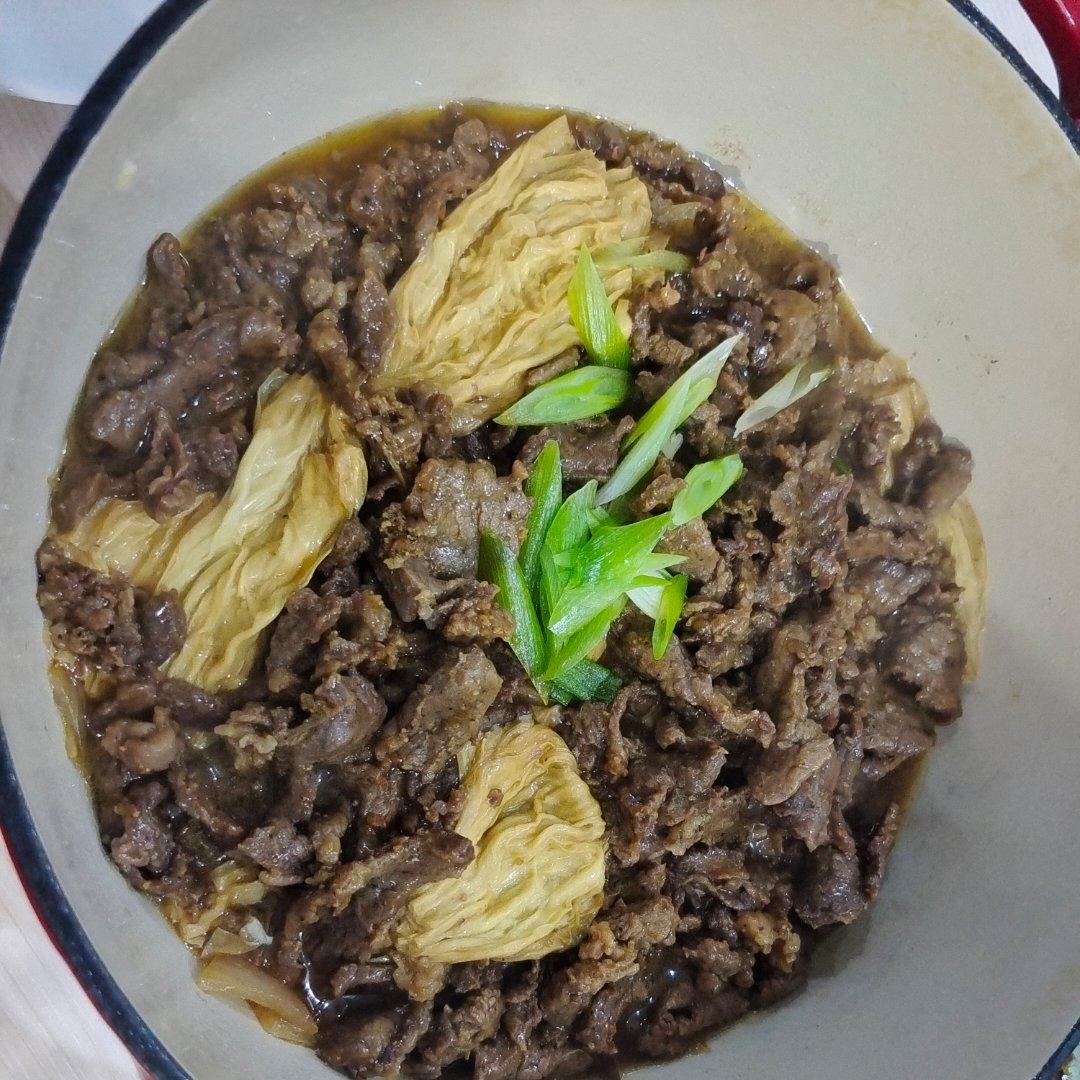 强强联手的腐竹焖牛肉