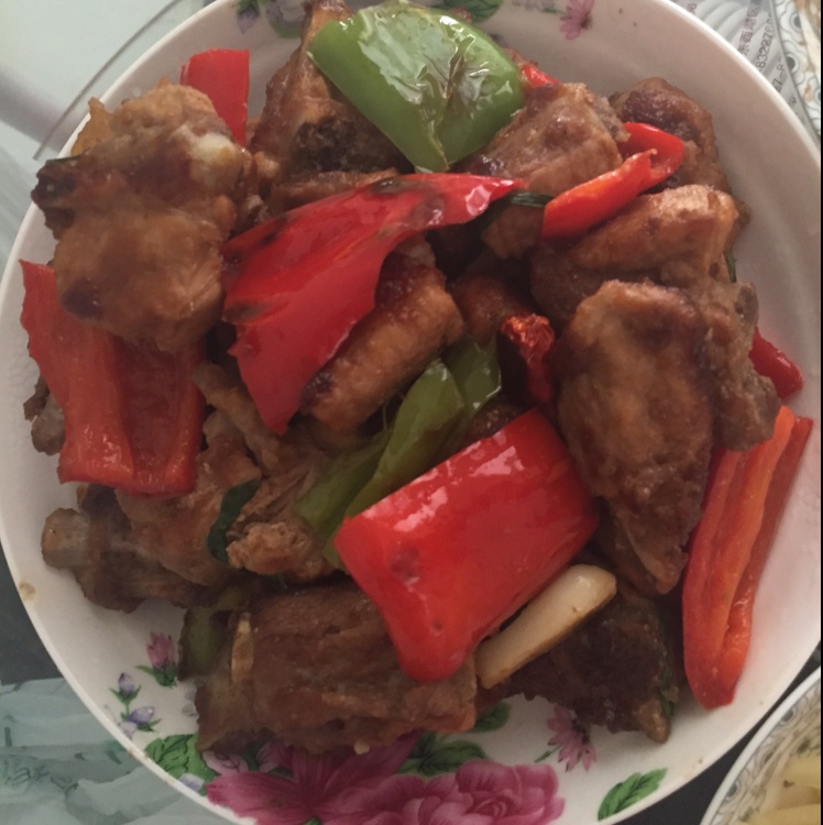 双椒煎排骨