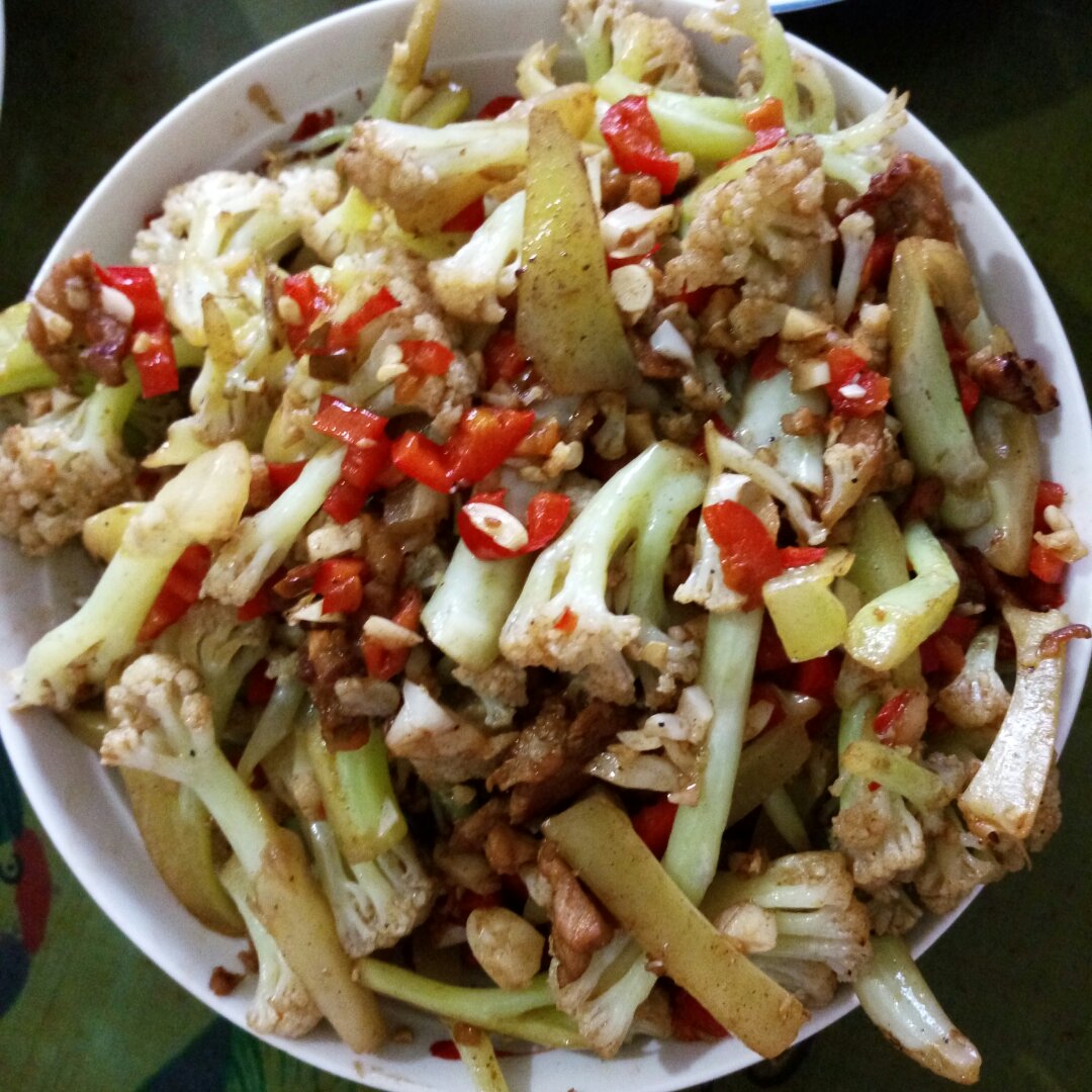 老丁的私房菜-干锅花菜