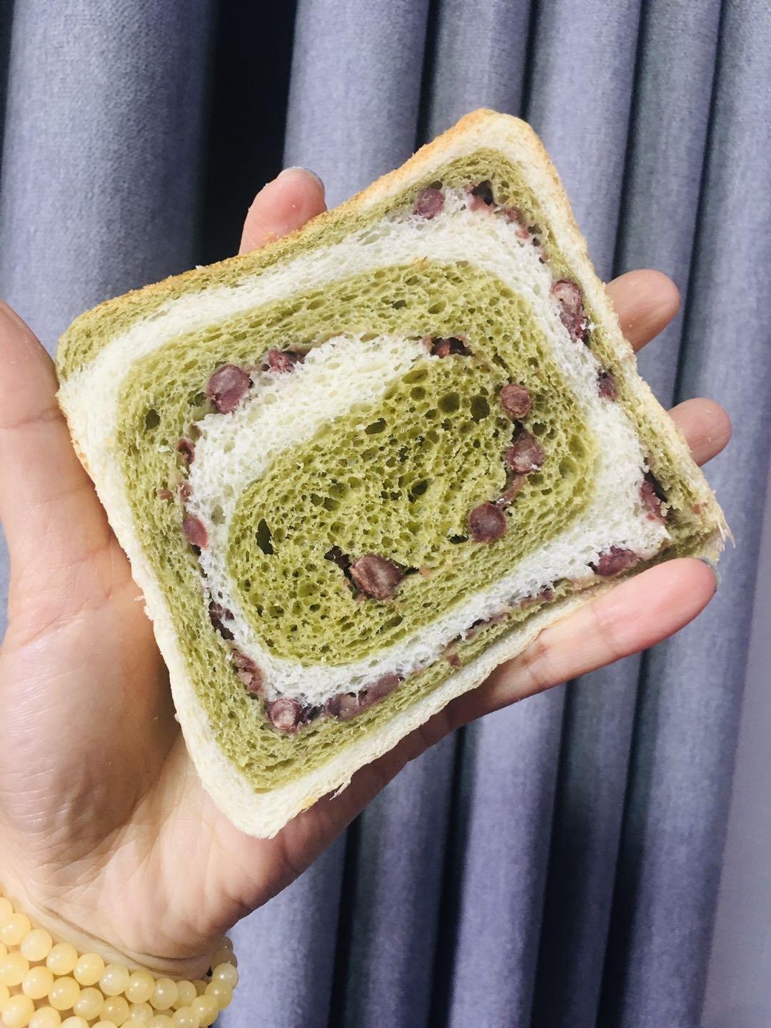 Sara吐司系列五：高颜值抹茶蜜豆双色吐司