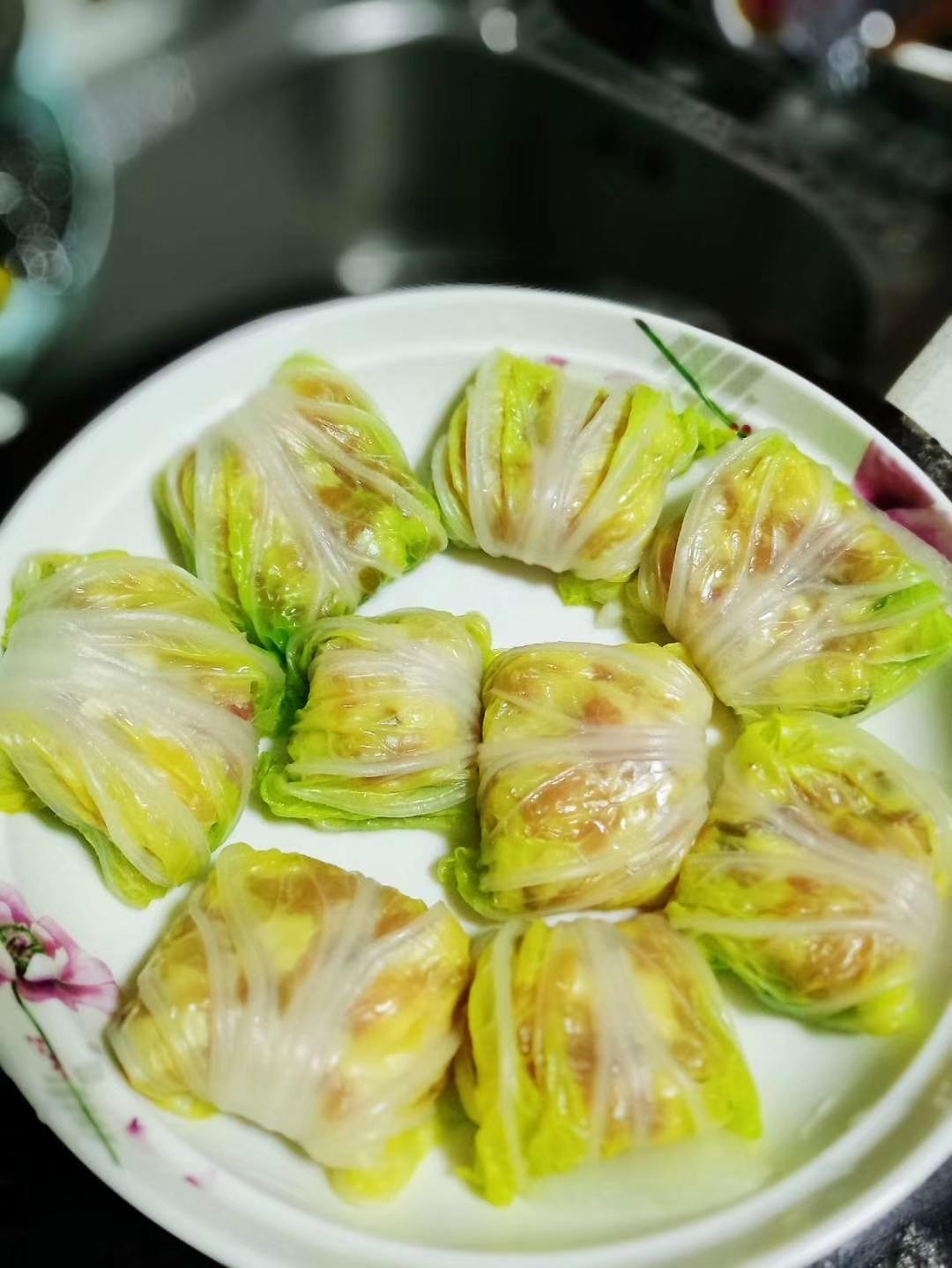 冬菇肉沫白菜卷