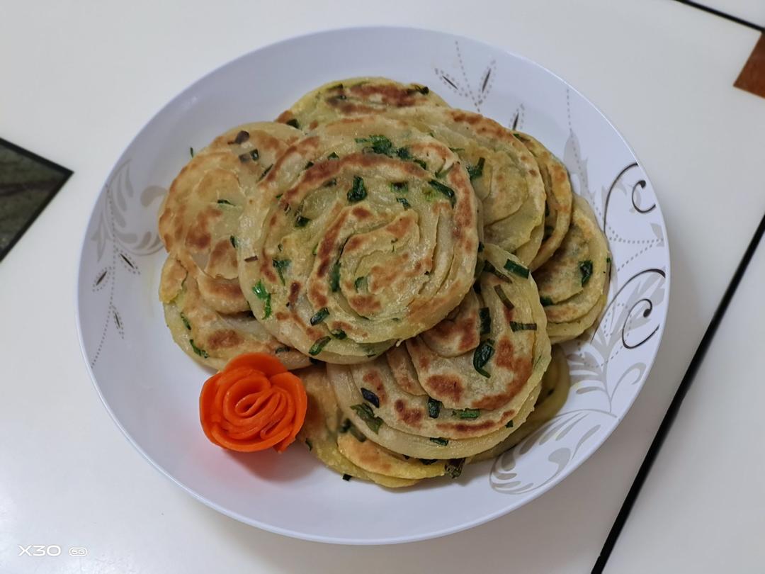 美味早餐 家常葱油饼^_^