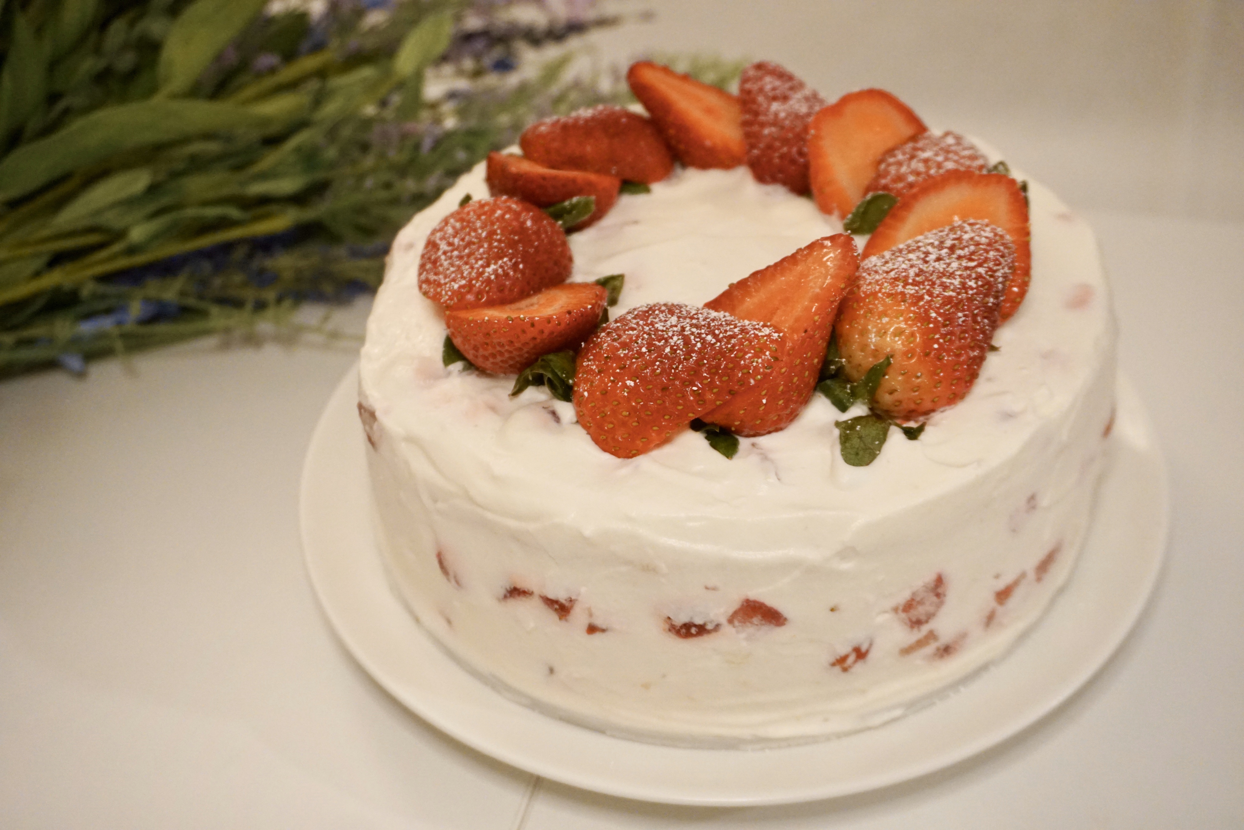 最简单好吃又美腻的草莓奶油蛋糕的做法 步骤9
