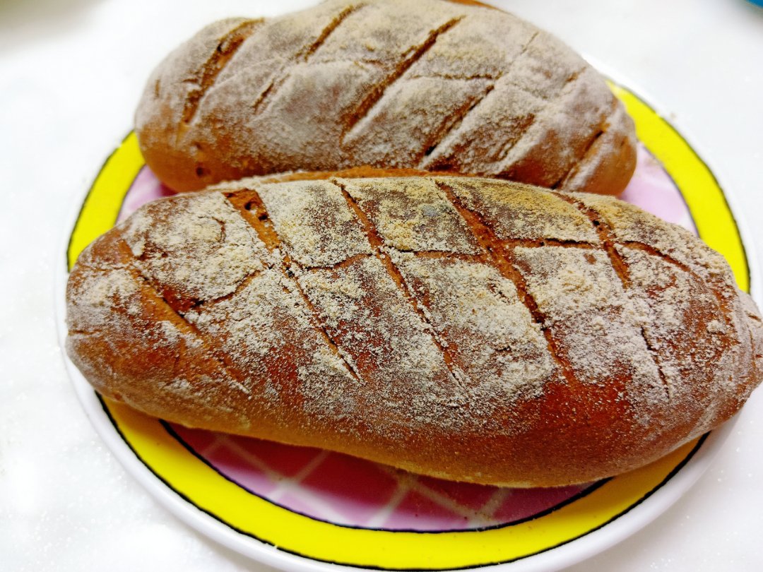 黑麦核桃红糖面包