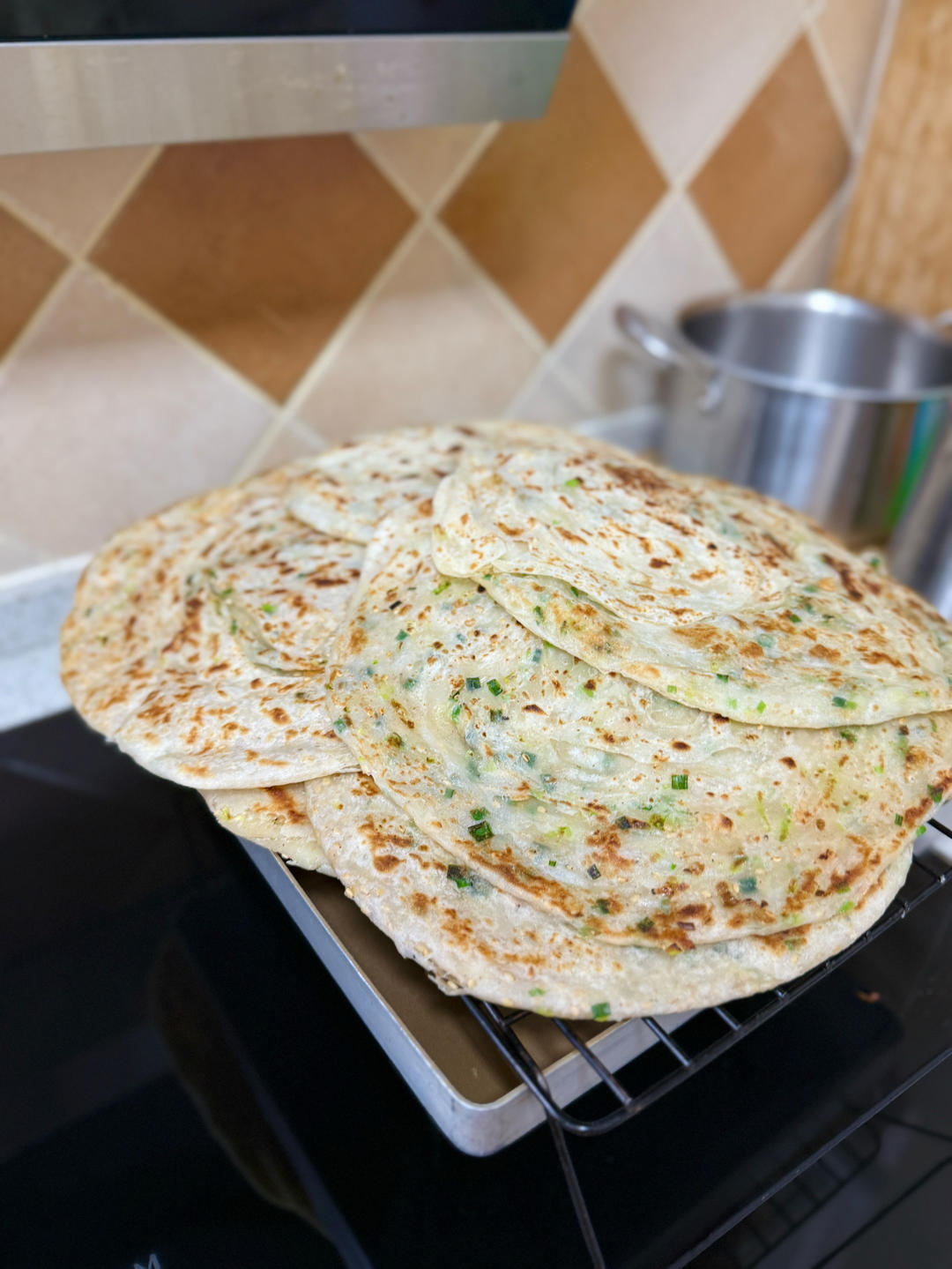 香酥芝麻葱油饼 外酥里软层次多 附细节视频详解