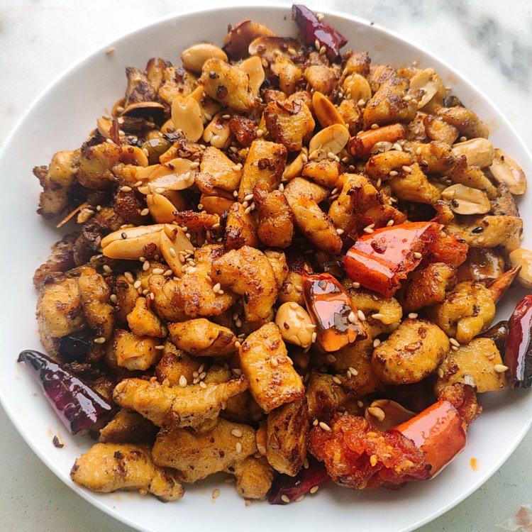 不必油炸的鸡胸肉【辣子鸡】减肥人士的福音