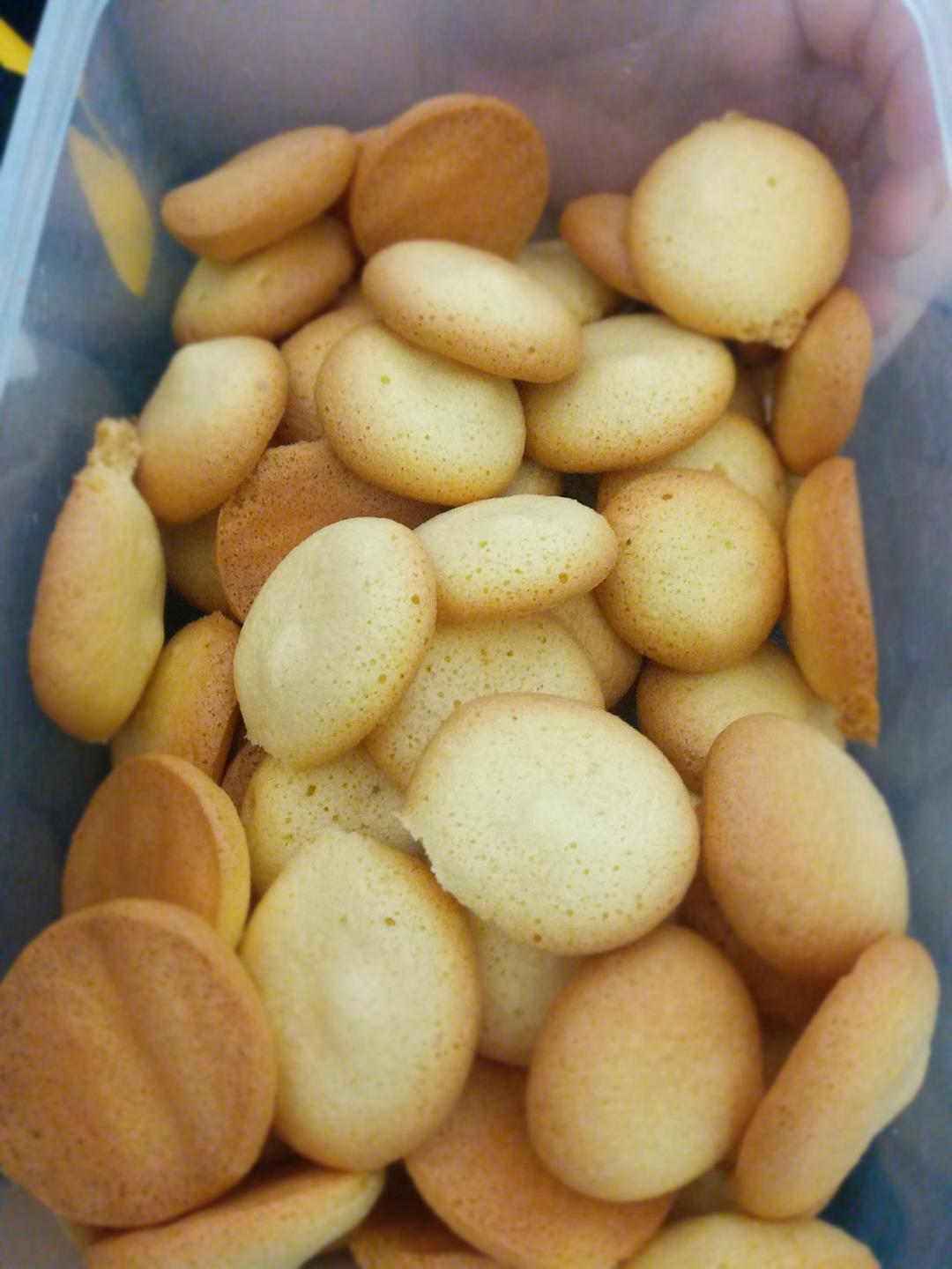 奈何萧萧做的酥脆蛋香小饼干