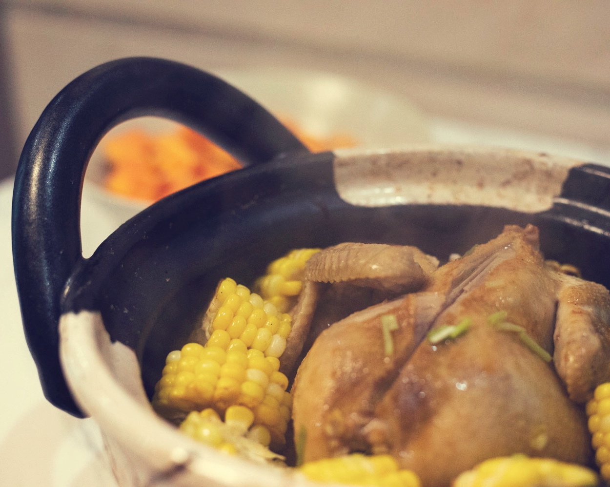 土釜盐焗鸡的做法