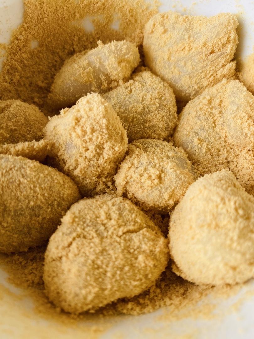 糍粑，糯米糍，黄豆粉粘糯米球【附上黄豆粉的做法】
