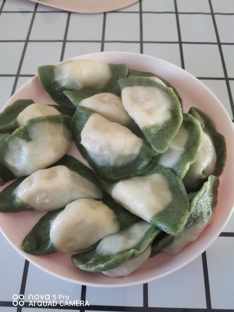 双色白玉饺子