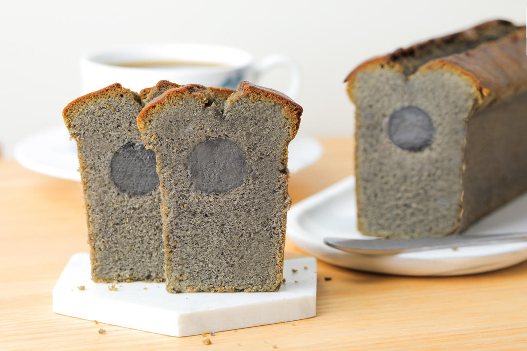 黑芝麻乳酪藏心磅蛋糕