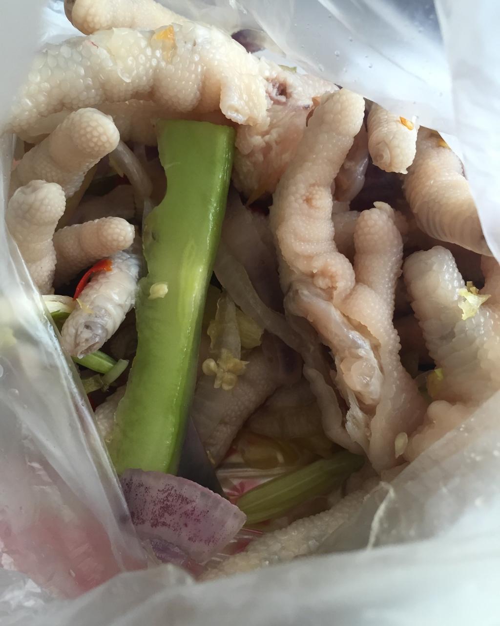 绝味泡椒凤爪
