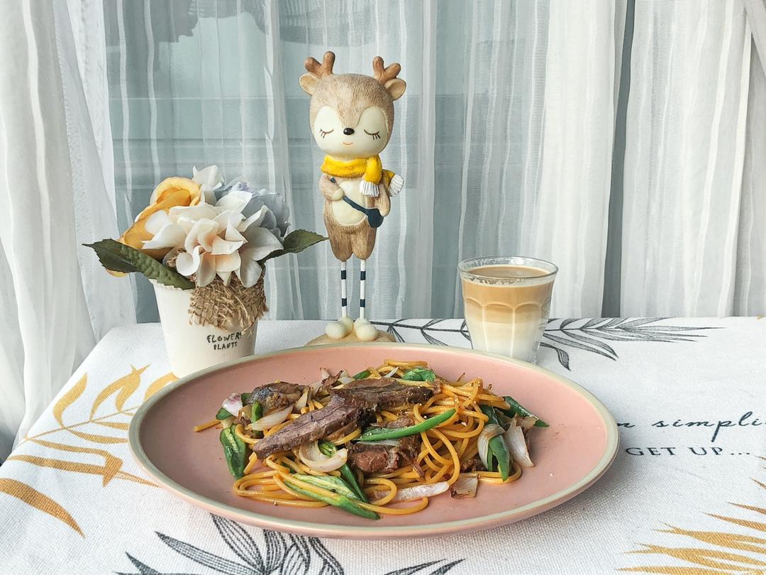黑椒牛肉意面