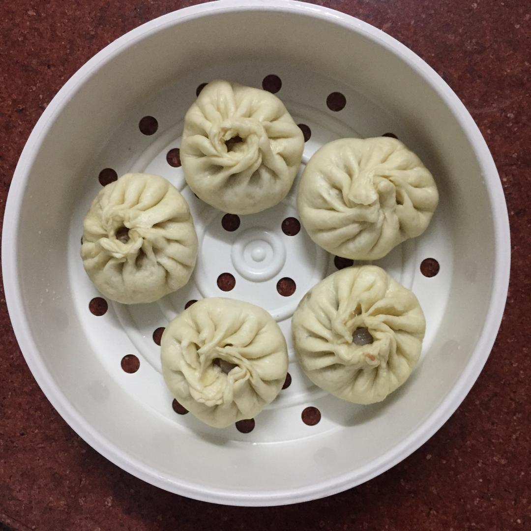 肉包子,杠杠的