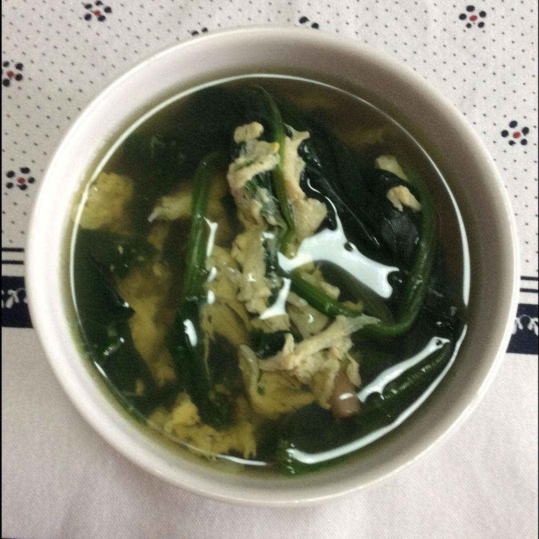 菠菜鸡蛋汤