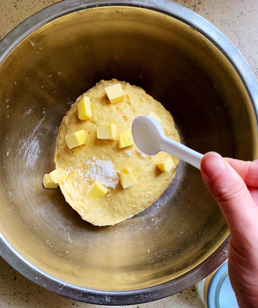 纯奶手撕吐司的做法 步骤1