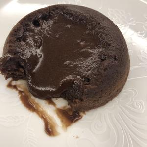 巧克力熔岩蛋糕，真的会爆浆，一次成功的做法 步骤13
