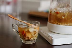 养颜护肝清甜靓汤—磨功夫香菊玉竹汤的做法 步骤2