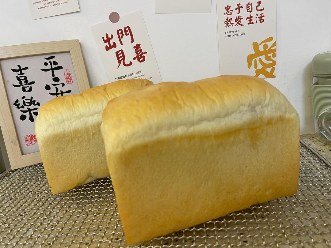 肉松满满吐司｜料多多超满足｜放5天都软绵绵