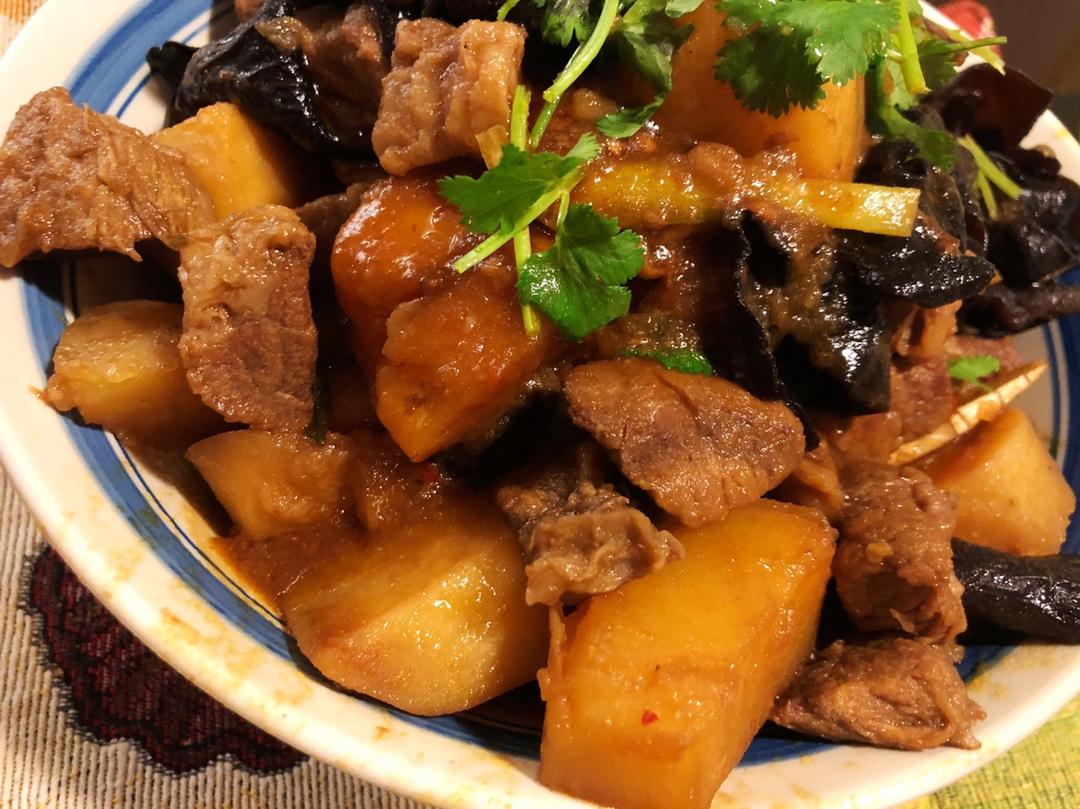 牛肉烧土豆（少香料味版本）