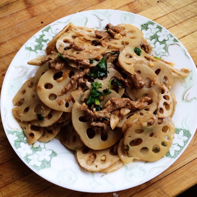 凉拌肉丝藕片