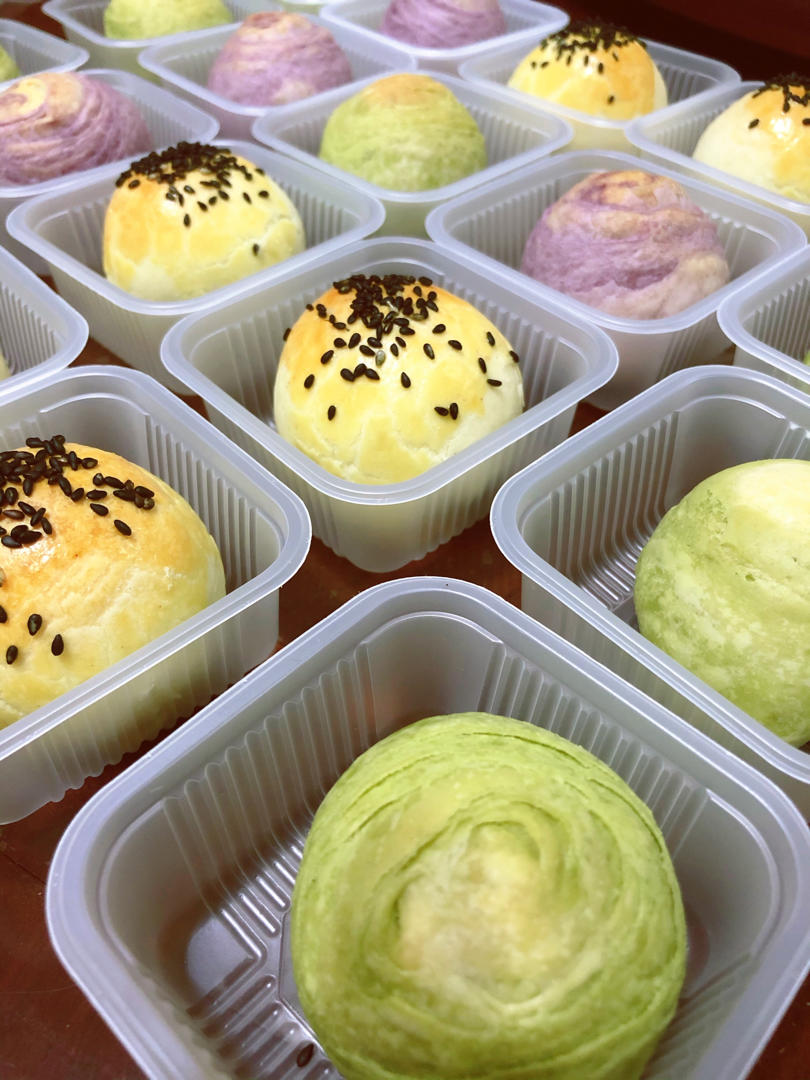 蛋黄酥~紫薯、抹茶、原味~花好月圆，中秋快乐~内附一次做六色蛋黄酥方法~