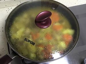 快手菜—土豆咖喱鸡的做法 步骤8