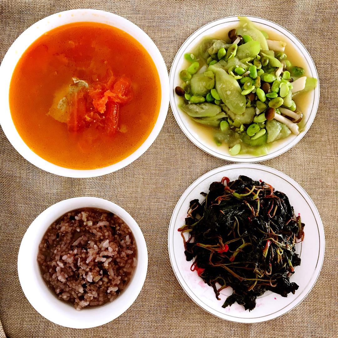 月子餐