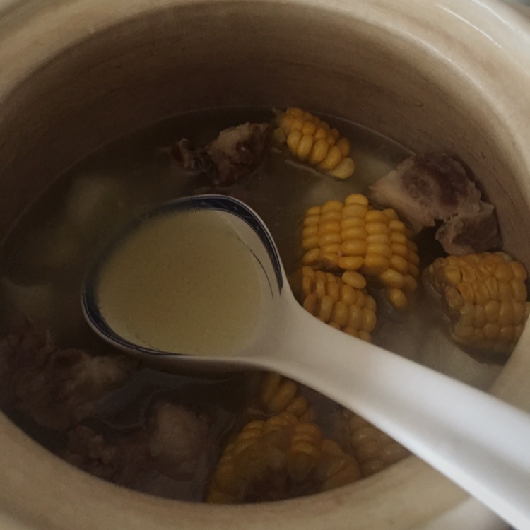 山药玉米排骨汤