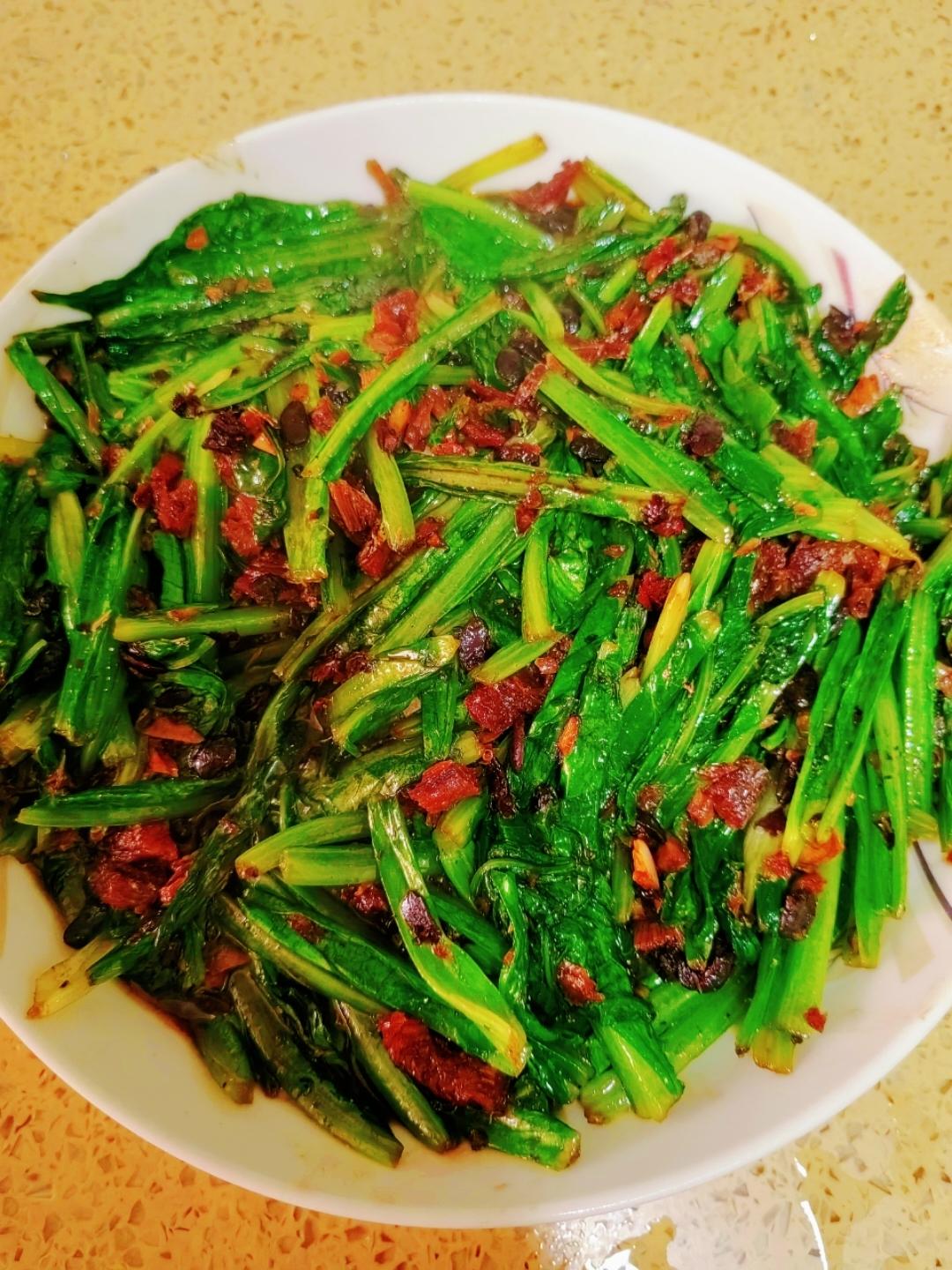 豆豉鲮鱼炒油麦菜