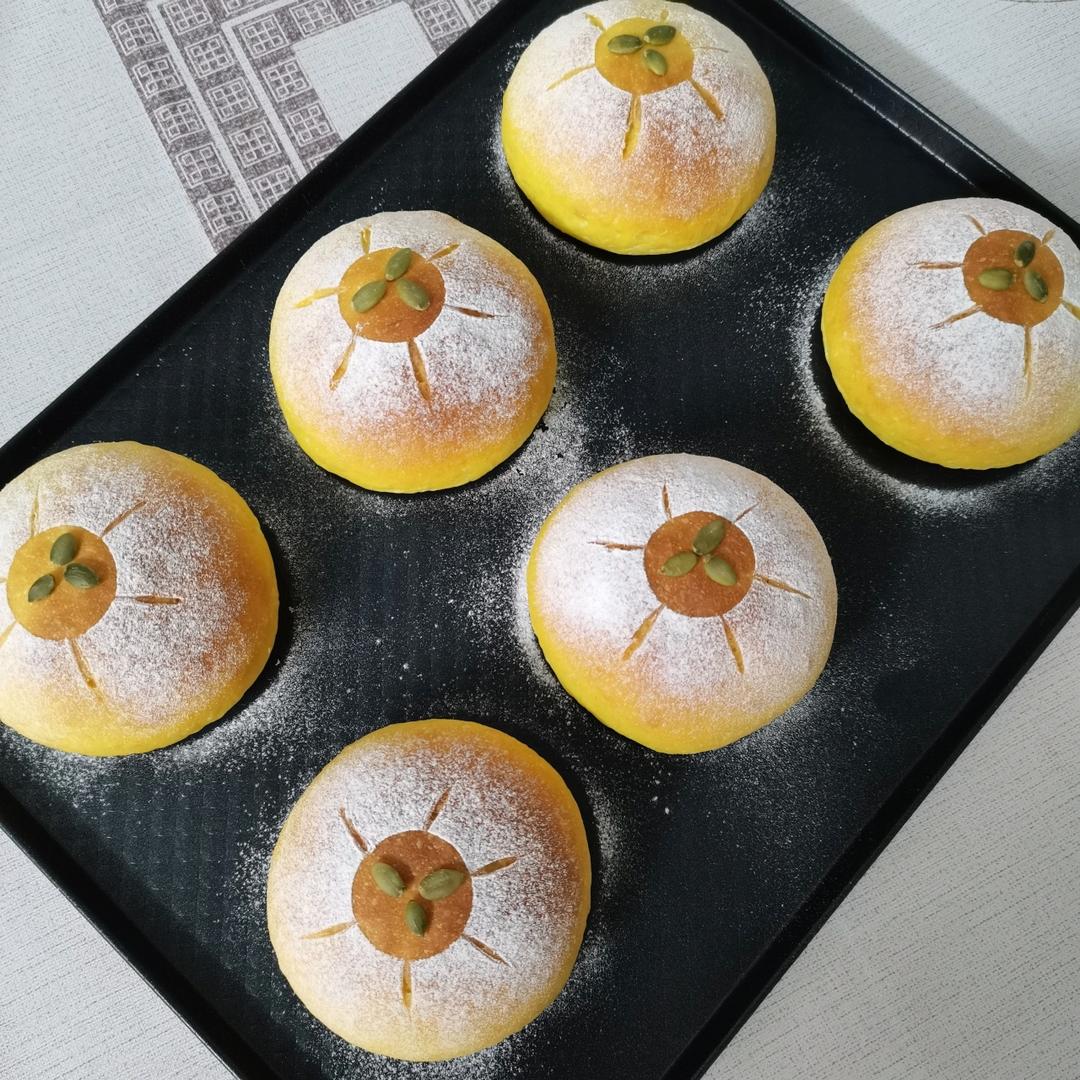 🌼全麦｜南瓜｜麻薯乳酪花朵软欧面包｜软糯拉丝