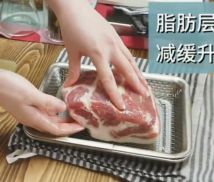 步骤图 烤猪肩肉和烤猪肩肉三明治的做法 烤猪肩肉和烤猪肩肉三明治的做法步骤 三明治 下厨房
