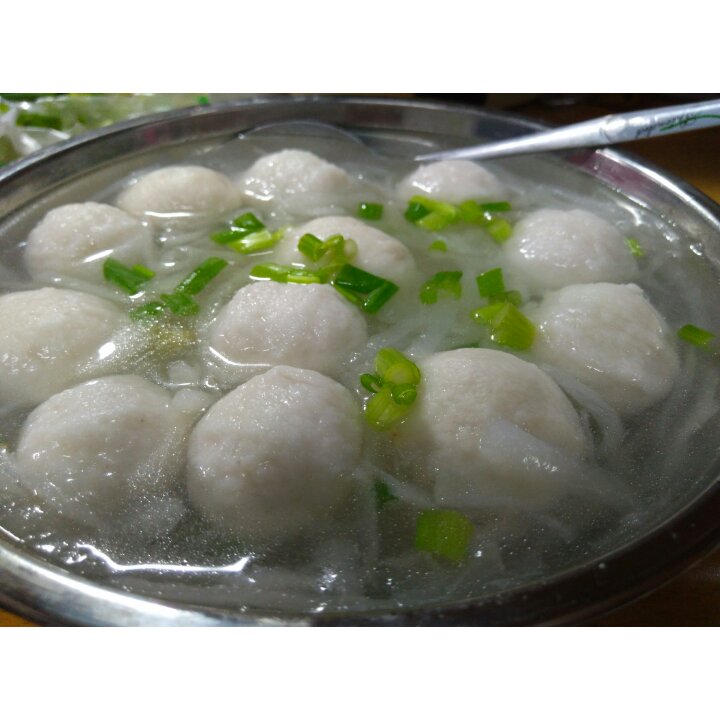 【10分钟系列】白萝卜豆腐圆子汤