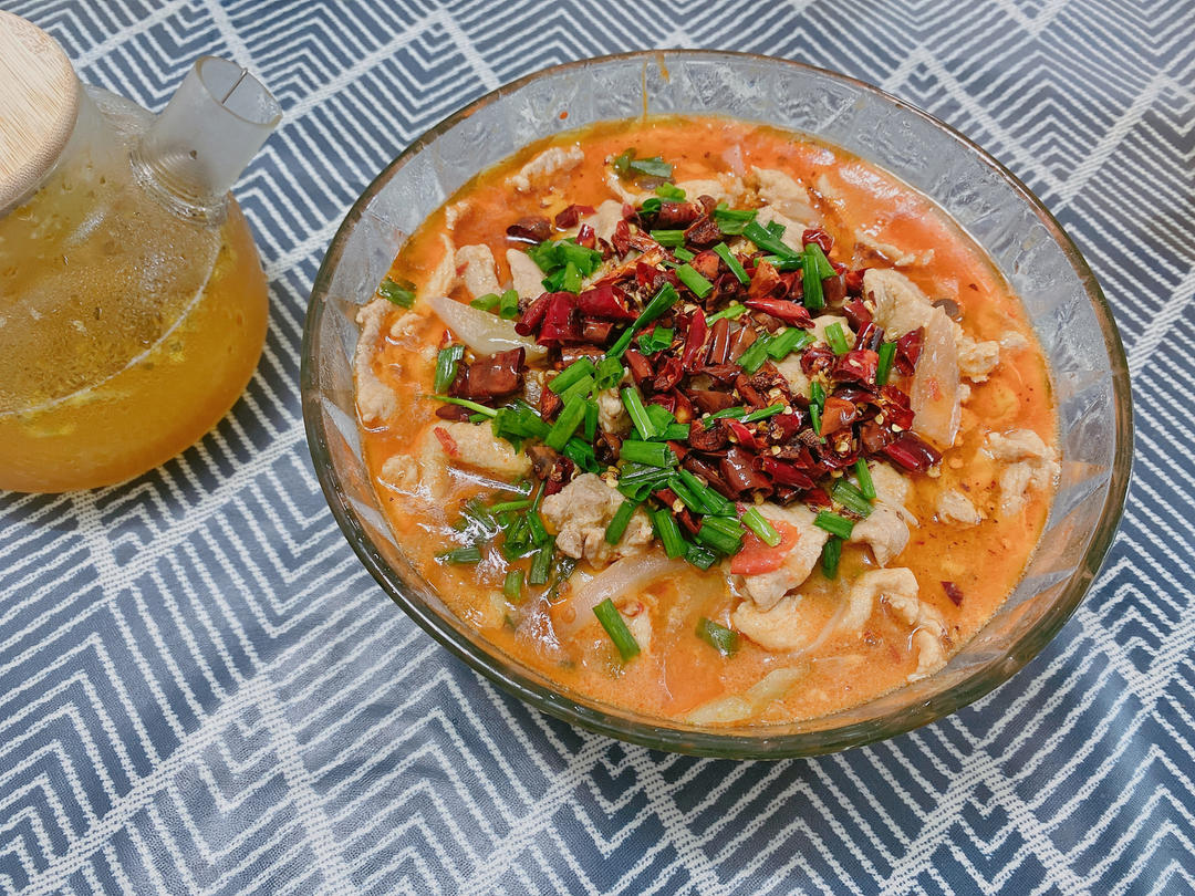 厨师长教你：“水煮肉片”的正宗做法，这味道真的很四川