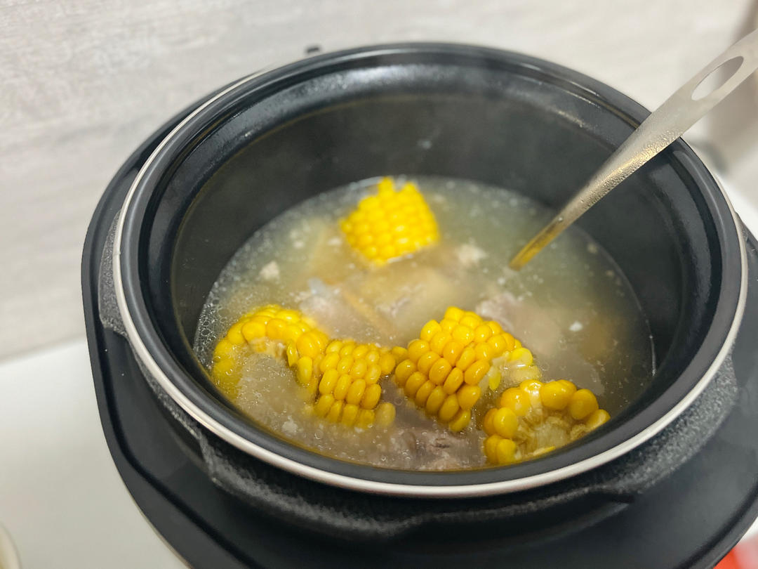 玉米排骨汤