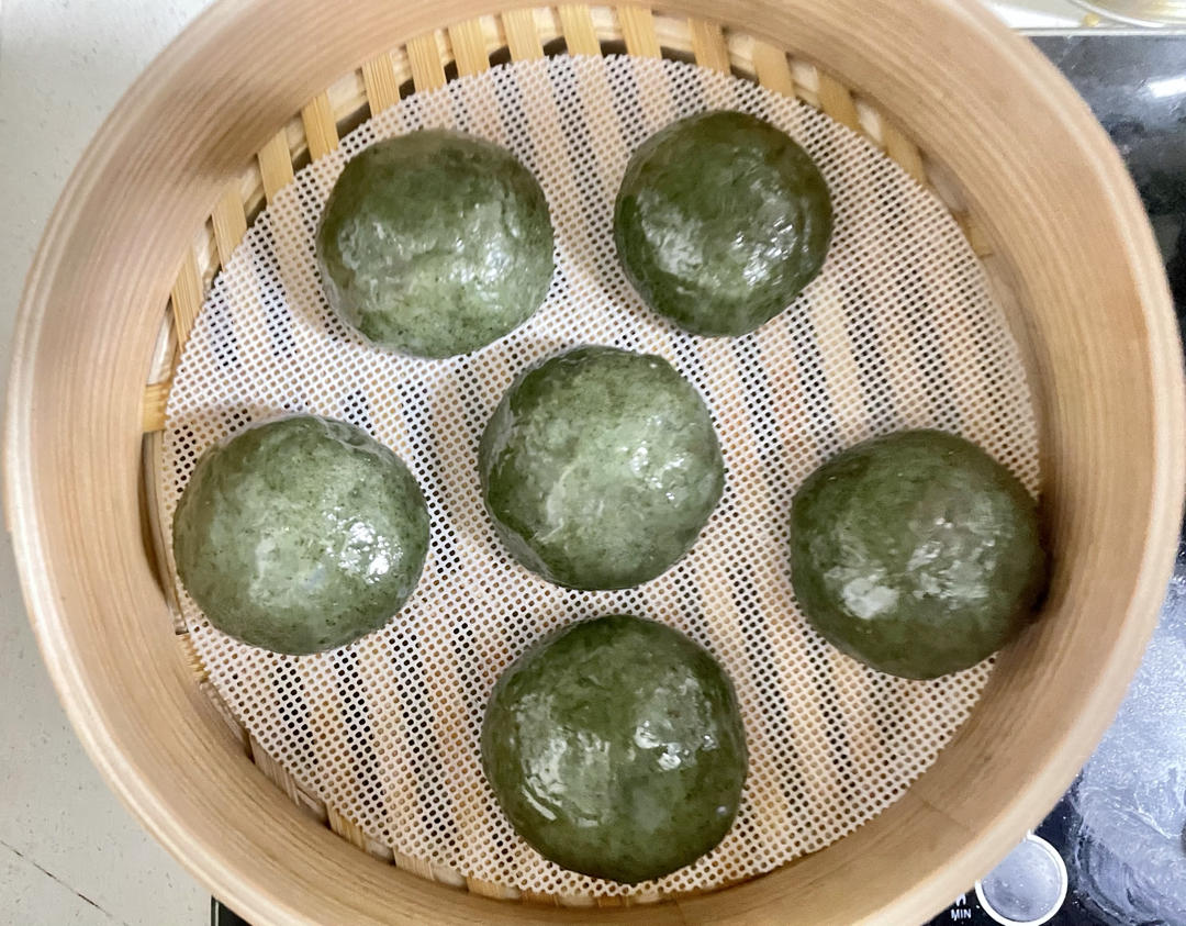 4种口味青团｜腊肉笋丁｜红糖坚果｜咸蛋黄肉松｜红豆｜春天的味道｜艾草清明粿｜非常好包不开裂不塌陷不粘手