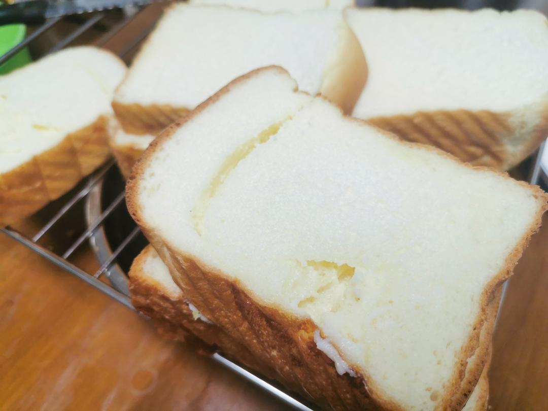 我认为最好吃的吐司🍞重磅奶油奶酪吐司（内含奶油奶酪馅料制作方法）