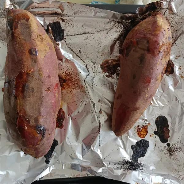 【糯唧唧的烤红薯】糖油四溢皮肉分离外糯里嫩吸溜着吃！