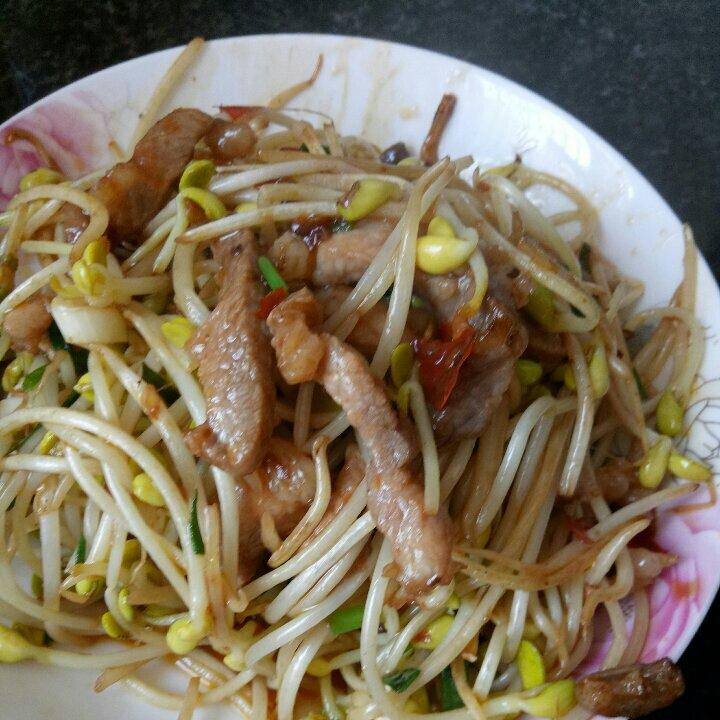 豆芽炒肉丝