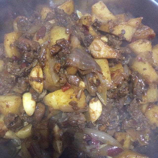 麻辣干锅兔