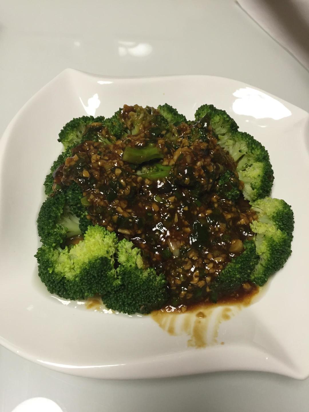 蒜蓉蚝油西兰花