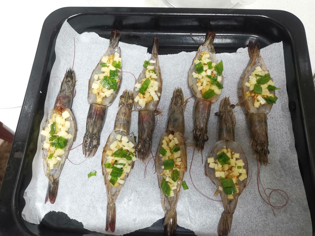 蒜蓉芝士焗大虾
