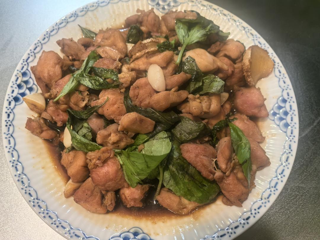 罗勒叶三杯鸡